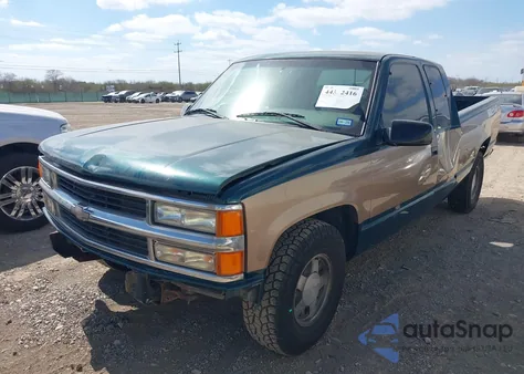 1996 Chevrolet Gmt-400 C1500 z USA, uszkodzony, nr VIN 2GCEC19R2T1179865